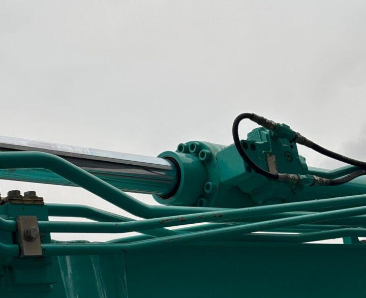 Kobelco SK140SRLC-7