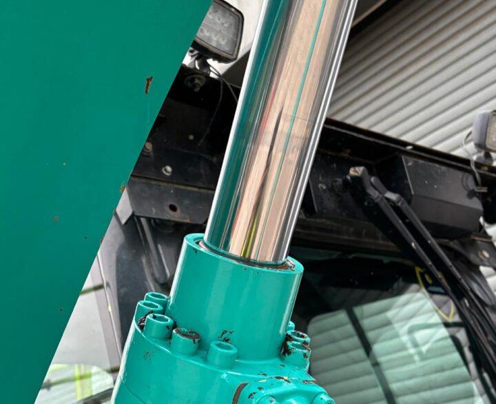 Kobelco SK140SRLC-7