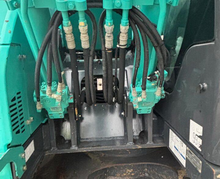 Kobelco SK140SRLC-7