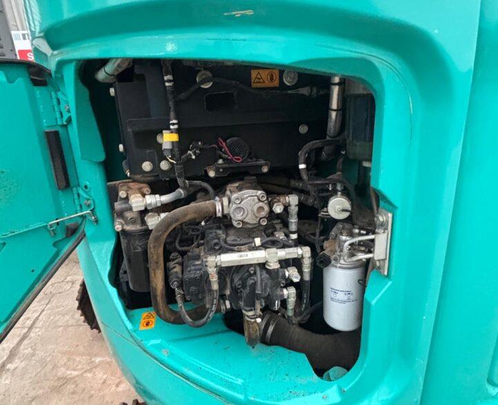 Kobelco SK140SRLC-7