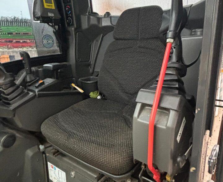 CASE CX22D Engcon