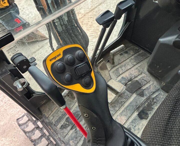 CASE CX22D Engcon