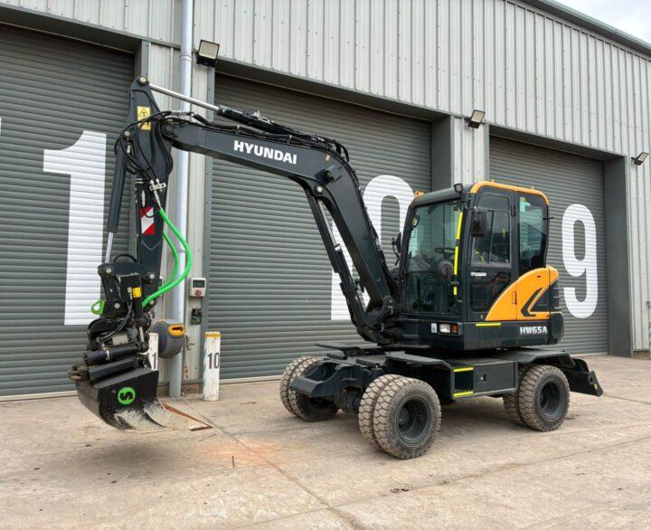 Hyundai HW65AH Ex Demo