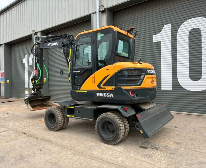 Hyundai HW65AH Ex Demo