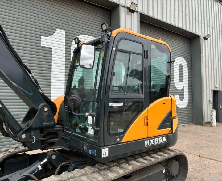 Hyundai HX85A