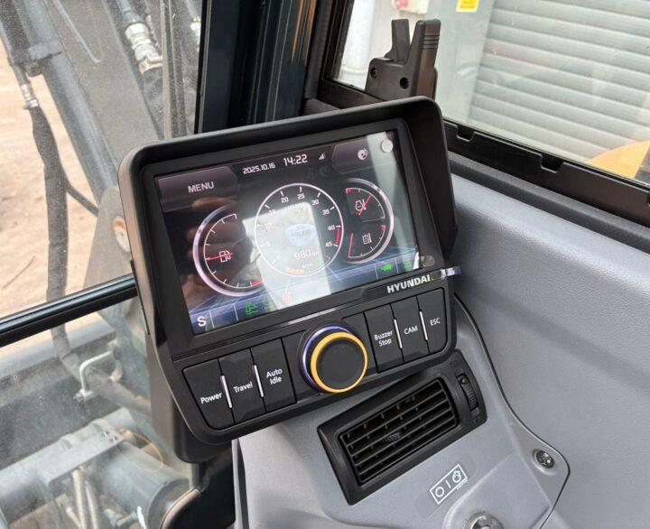 Hyundai HX85A