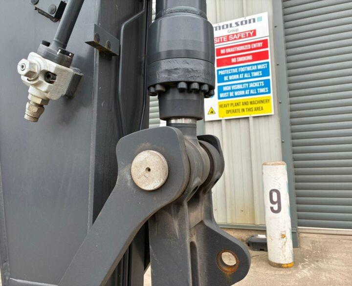 Hyundai HX145ALCR