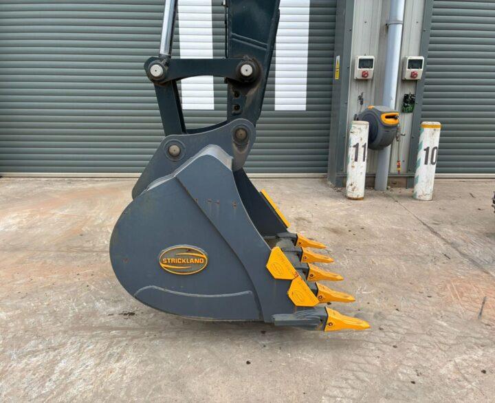 Hyundai HX130ALCR