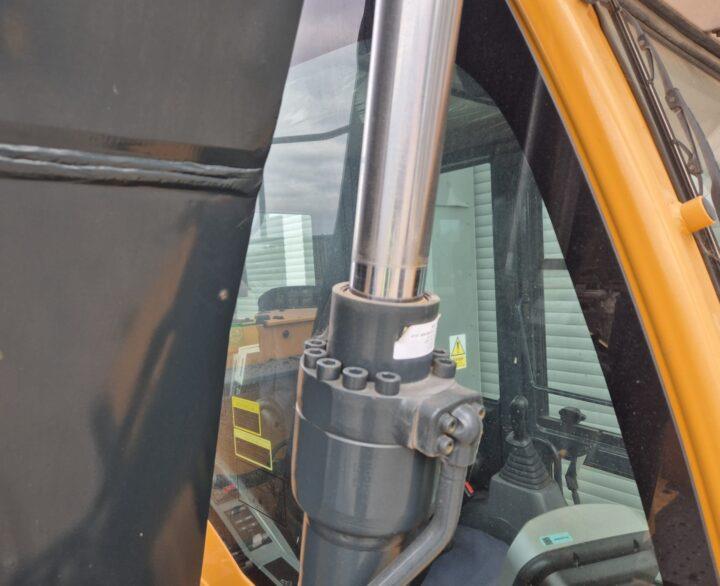 Hyundai HX130ALCR
