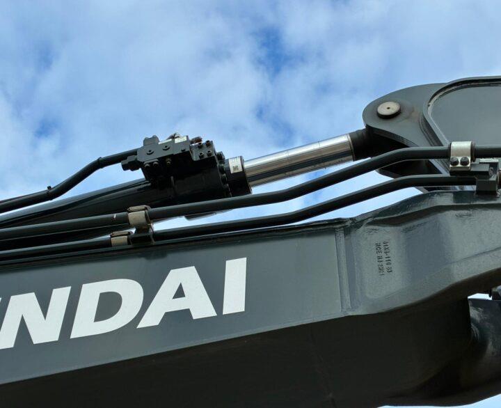 Hyundai HX235ALCR