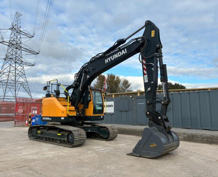 Hyundai HX235ALCR