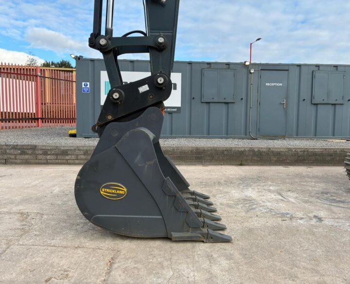 Hyundai HX235ALCR