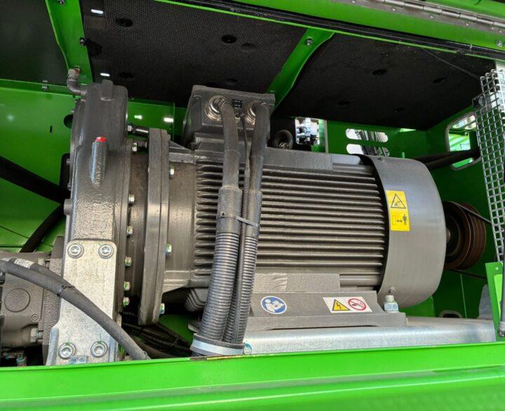 Sennebogen 818E