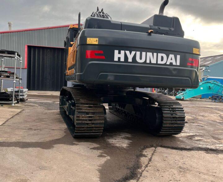 Hyundai HX520AL