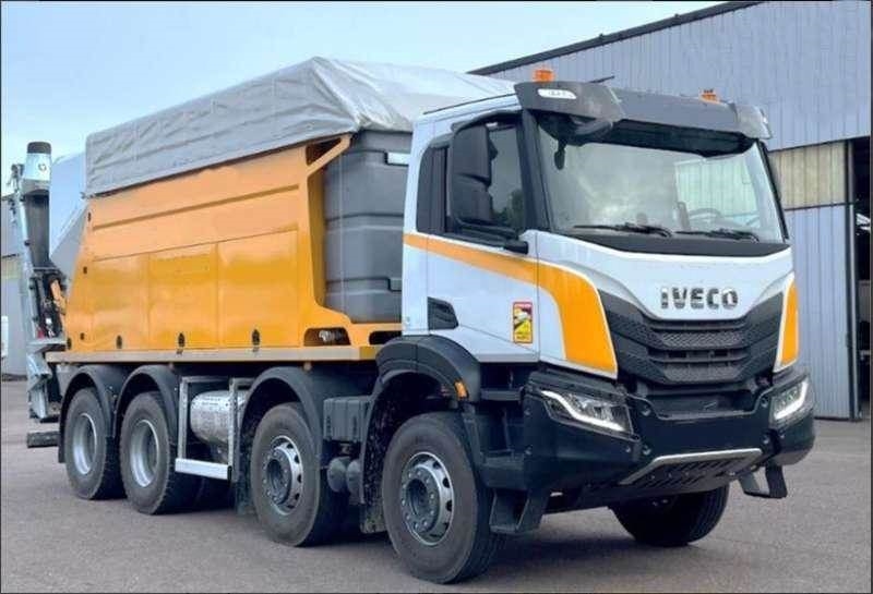 BLEND SUR PORTEUR IVECO XWAY 460  Machineryscanner