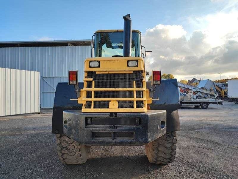 Komatsu WA270-3