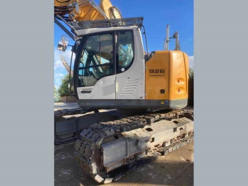 Liebherr R926 COMPACT