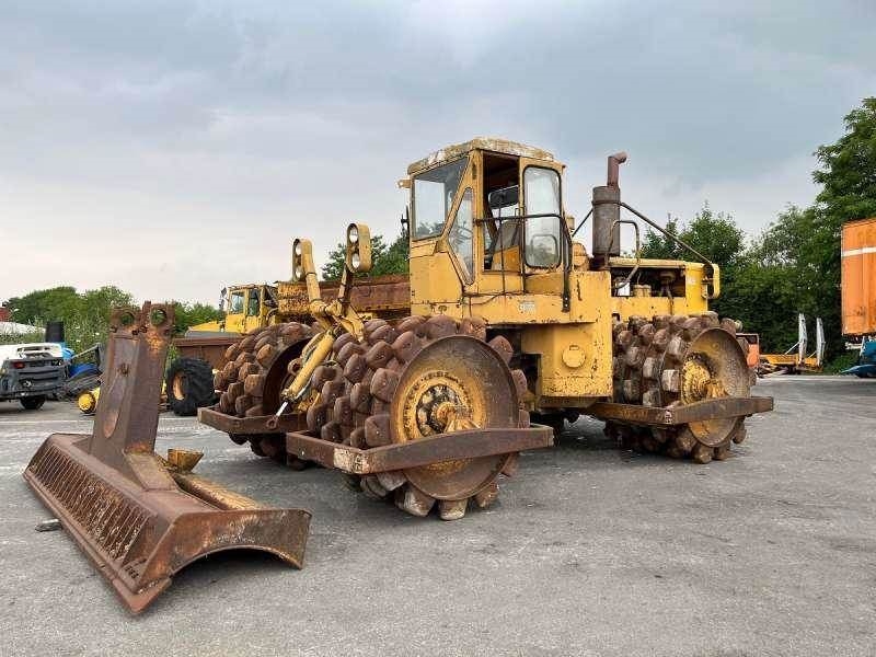 CAT 825 + porte engins