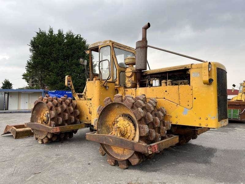 CAT 825 + porte engins