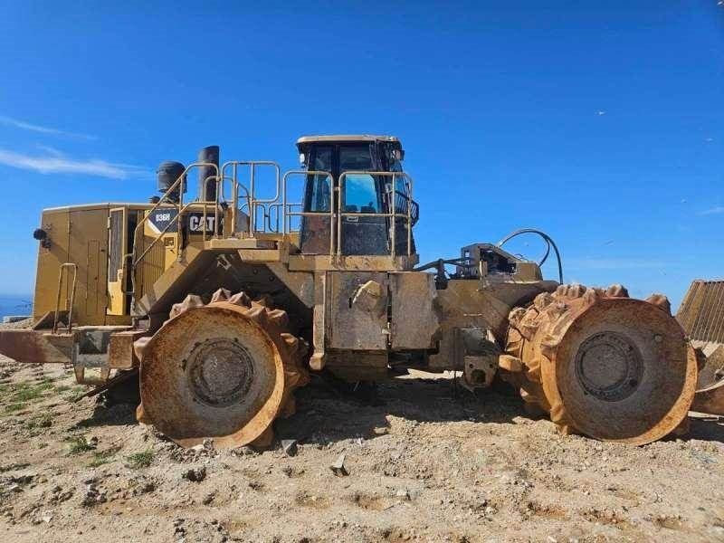 CAT 836H