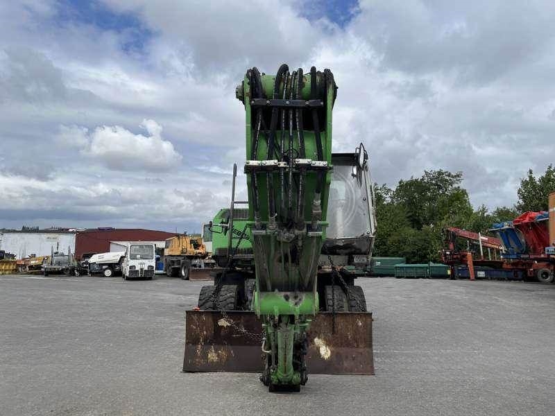 Sennebogen 818