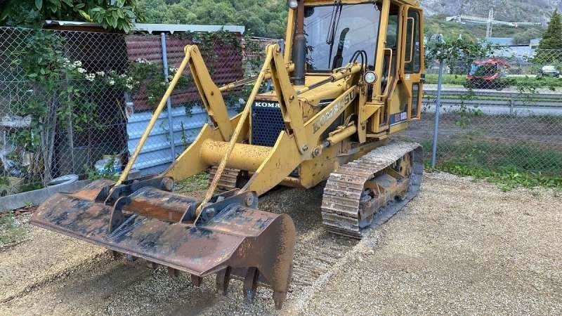 Komatsu D21S-6