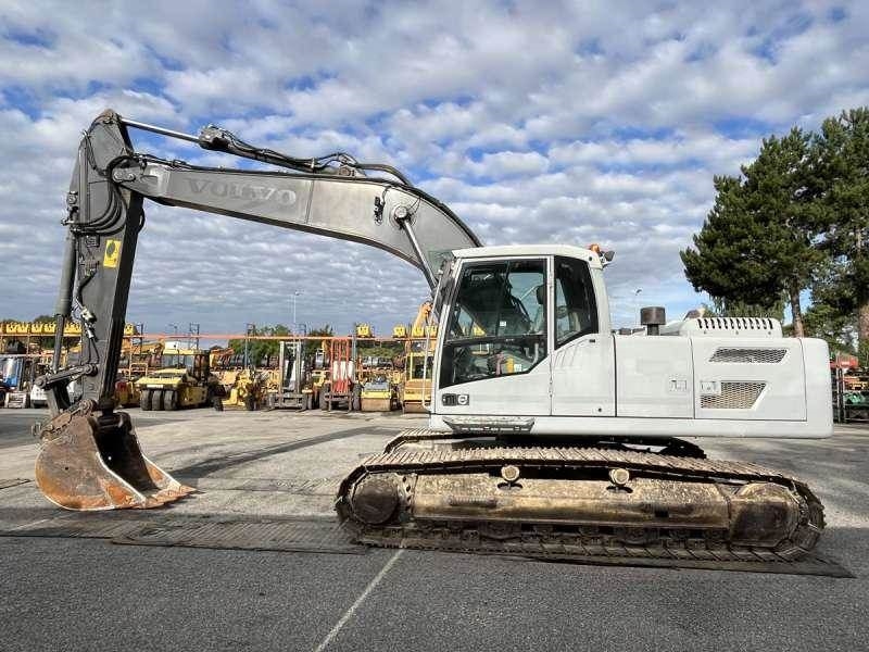 Volvo EC220DL