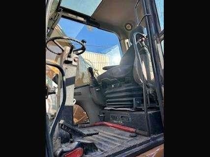 CASE WX210