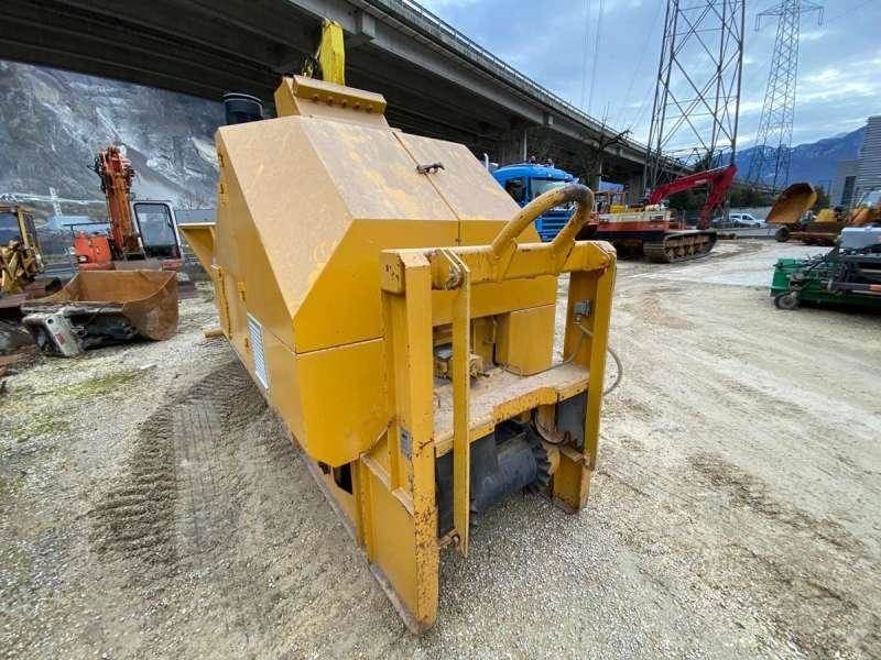 Rubble Master A PERCUSSION MOBILE RM50