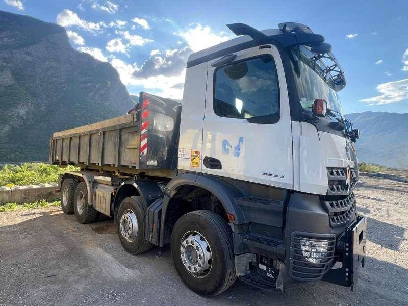 Mercedes-Benz AROCS 3253 8X4