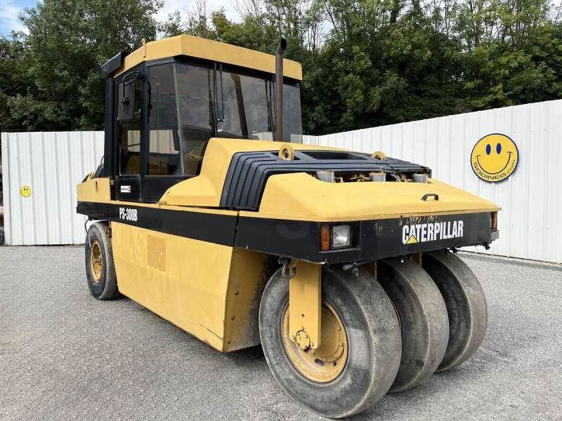 CAT PS300B