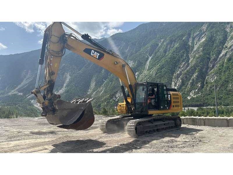 CAT 330F LN