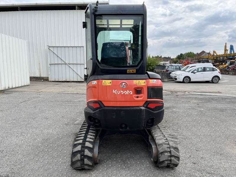 Kubota U27-4