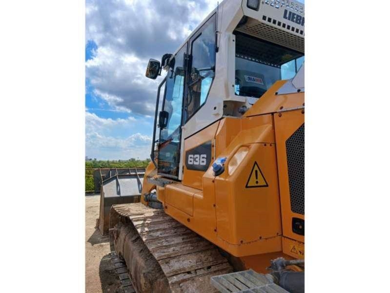 Liebherr LR636
