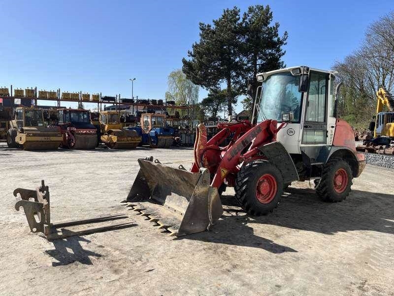 Liebherr L506 Stereo