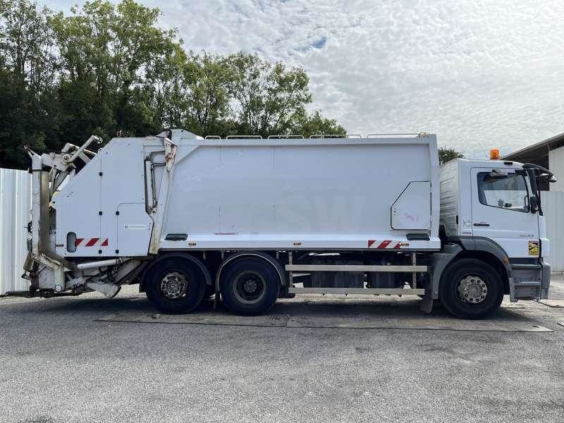 Mercedes-Benz AXOR 2533