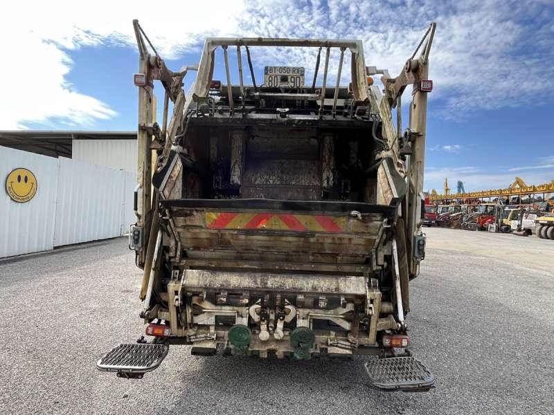Mercedes-Benz AXOR 2533