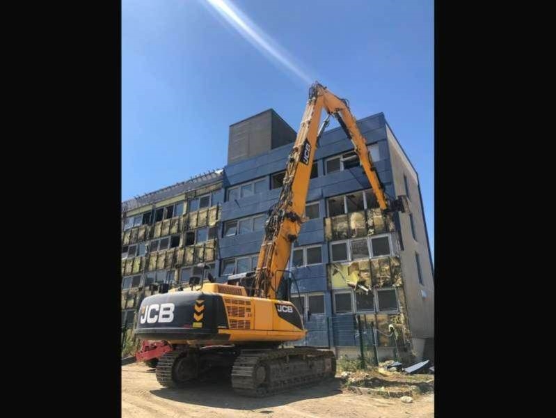 JCB JS360