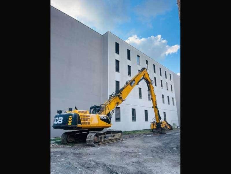 JCB JS360