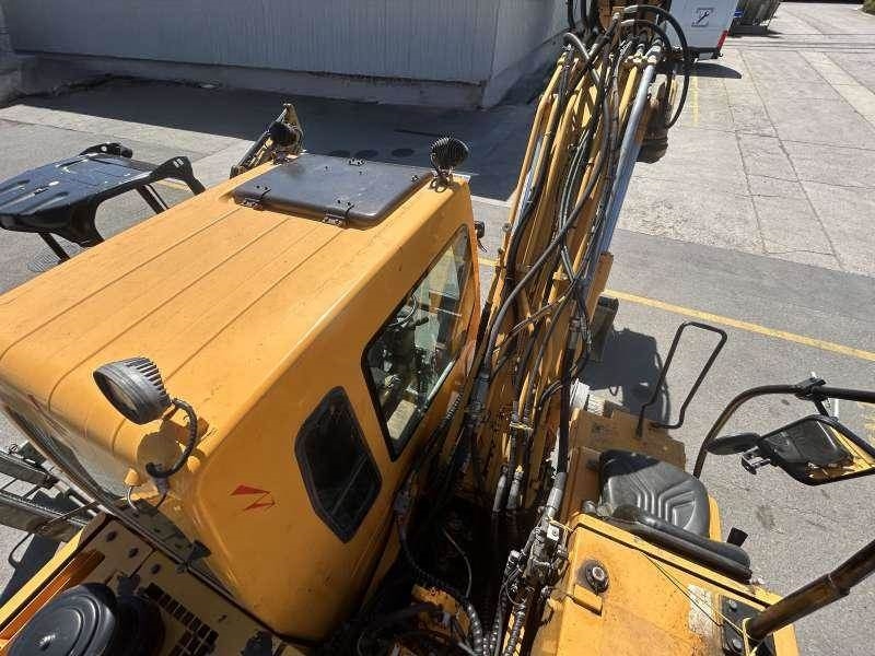 Hyundai ROBEX 140W-7
