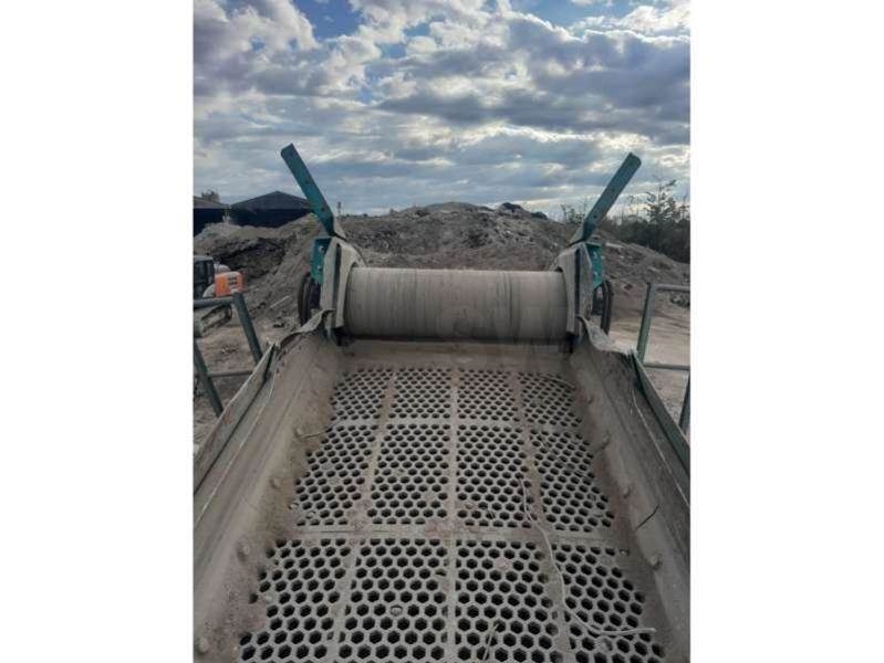 Powerscreen Warrior 1400