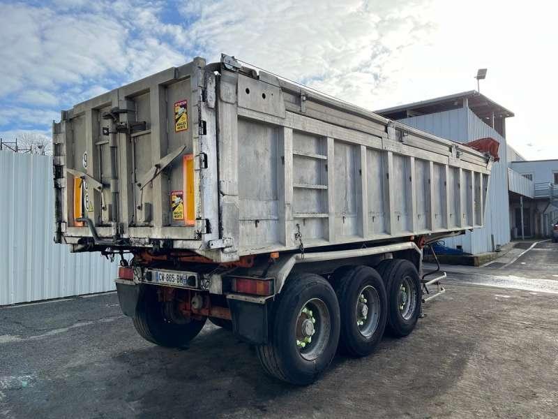 General Trailers 3 ESSIEUX