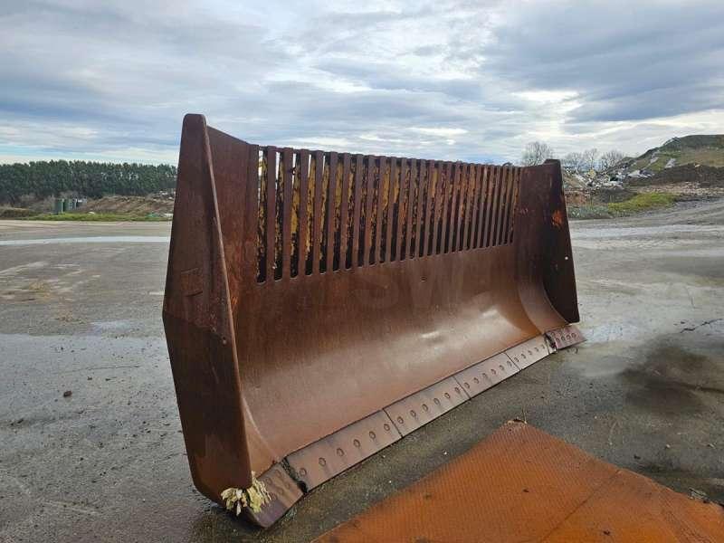 CAT 826GII