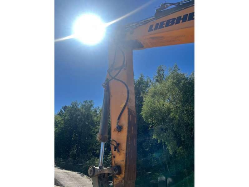 Liebherr R936 LC