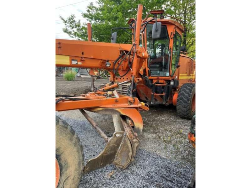CAT 12M