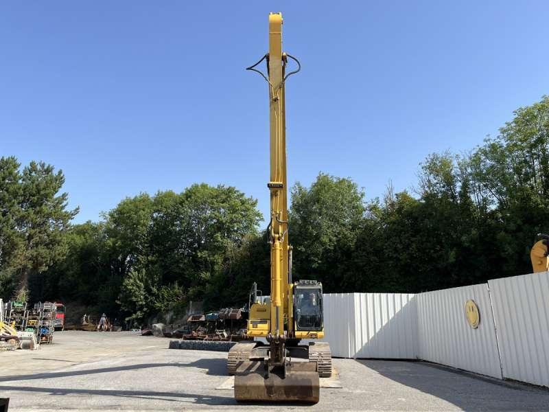 Komatsu PC240LC-10