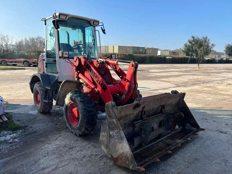Liebherr L506 Stereo