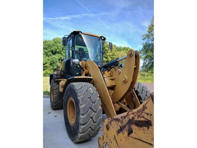CAT 926M