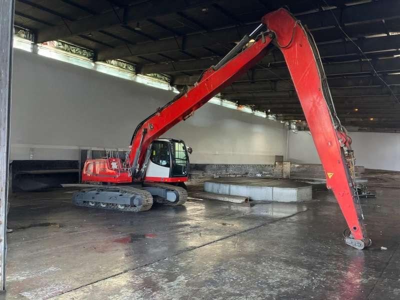 Liebherr R922LC