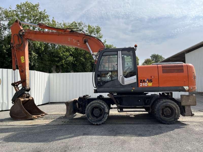 Hitachi ZX210W-3